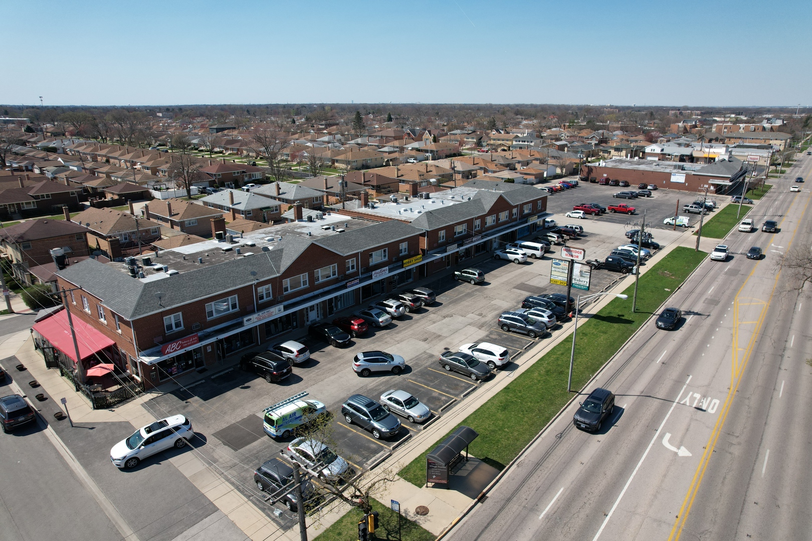 7701-7757 W Lawrence Avenue
