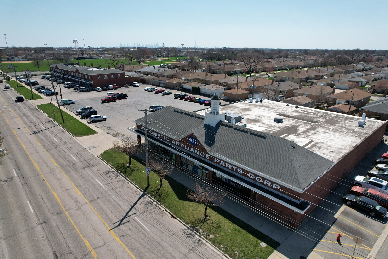 7701-7757 W Lawrence Avenue