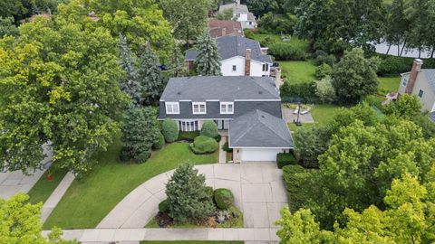 Tiny photo for 3856 Rutgers Lane, Northbrook, IL 60062 (MLS # 12697789)