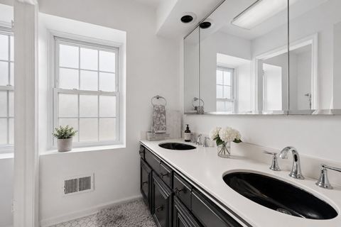 Tiny photo for 3856 Rutgers Lane, Northbrook, IL 60062 (MLS # 12697789)