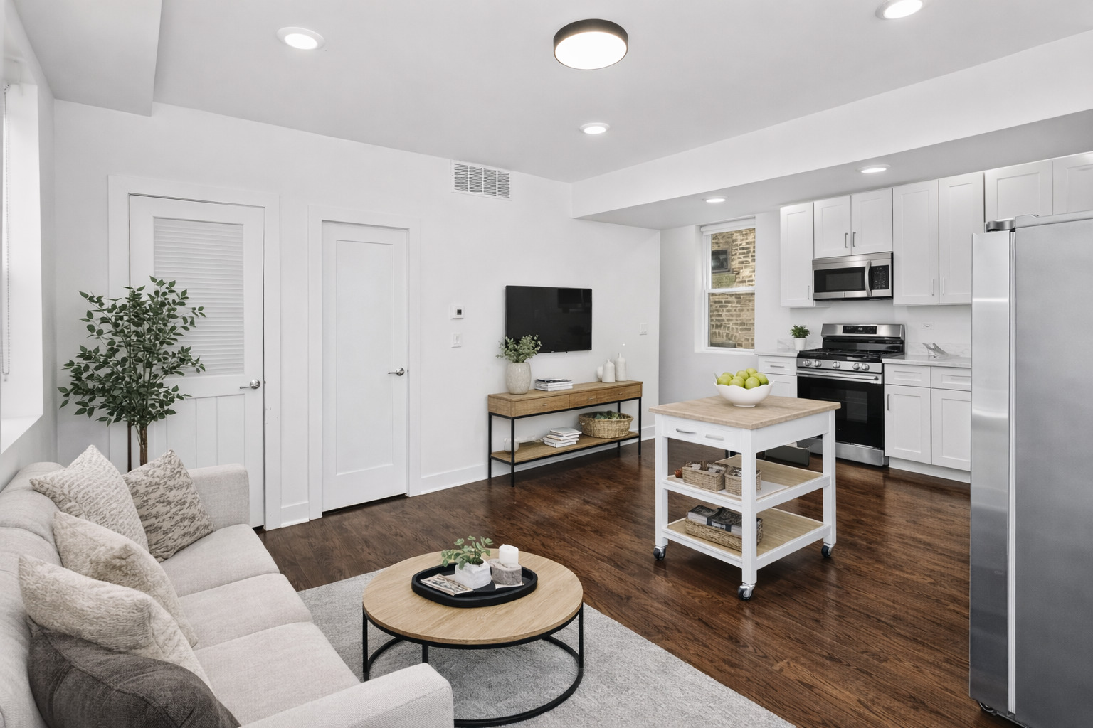 3087 N Elbridge Avenue 1F