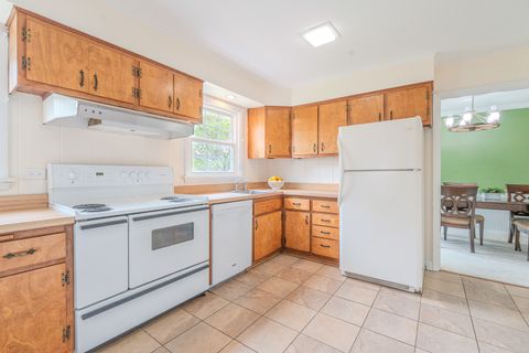 Tiny photo for 534 Cumnor Court, Deerfield, IL 60015 (MLS # 12627472)