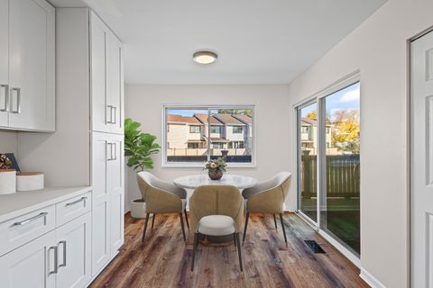 Tiny photo for 1024 Sussex Drive, Northbrook, IL 60062 (MLS # 12504474)