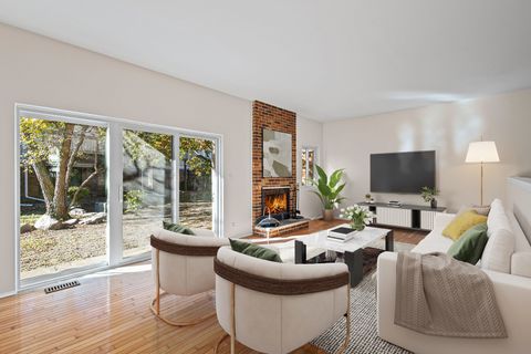 Tiny photo for 1024 Sussex Drive, Northbrook, IL 60062 (MLS # 12504474)