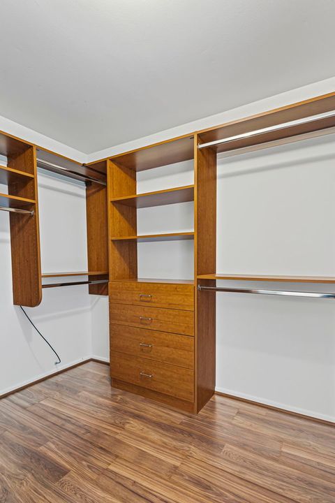 Tiny photo for 1024 Sussex Drive, Northbrook, IL 60062 (MLS # 12504474)