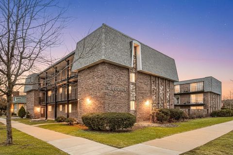 Tiny photo for 3746 N Central Avenue #3D, Chicago, IL 60634 (MLS # 12594604)