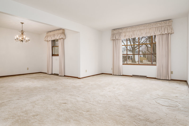 1110 Roxbury