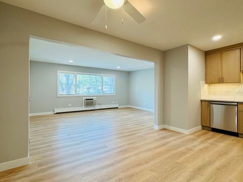 Tiny photo for 1443 Homestead Street #1NW, La Grange Park, IL 60526 (MLS # 12164834)