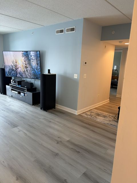 Tiny photo for 1349 E Washington Street #404, Des Plaines, IL 60016 (MLS # 12554387)