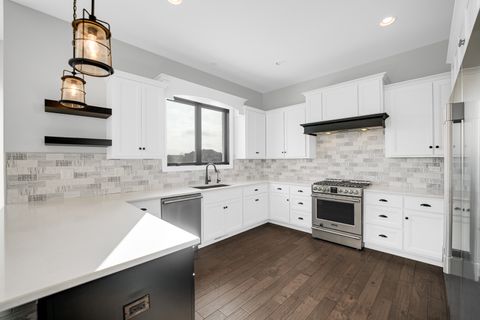 Tiny photo for 22303 Majestic Lane, Frankfort, IL 60423 (MLS # 12585015)