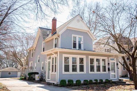 Tiny photo for 2510 Kentucky Rd Rd, Quincy, IL 62301 (MLS # 12554730)