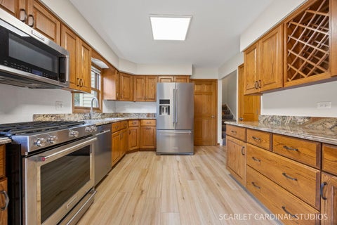Tiny photo for 28W711 Wagner Court, Warrenville, IL 60555 (MLS # 12673377)