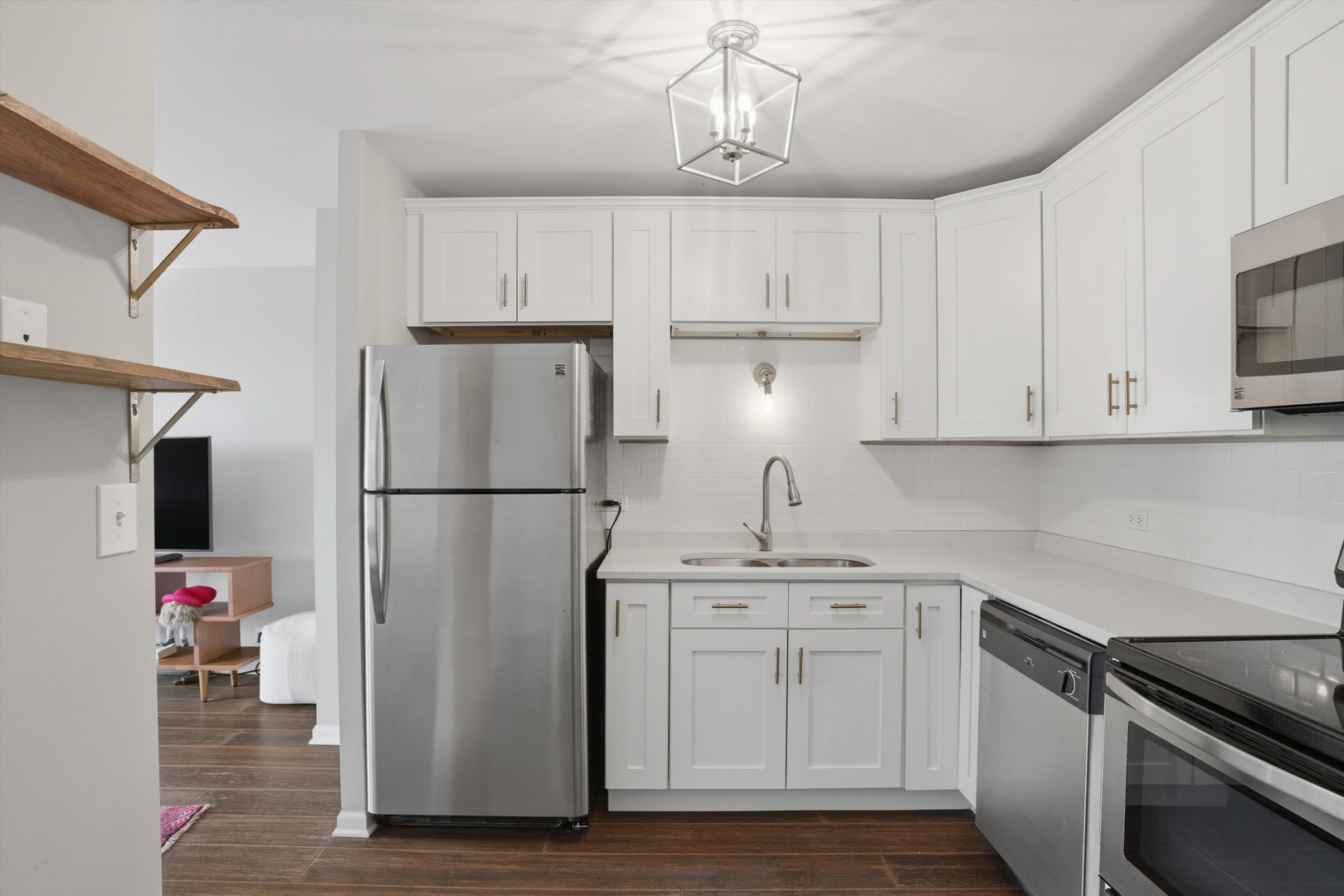 1660 N La Salle Drive 1004