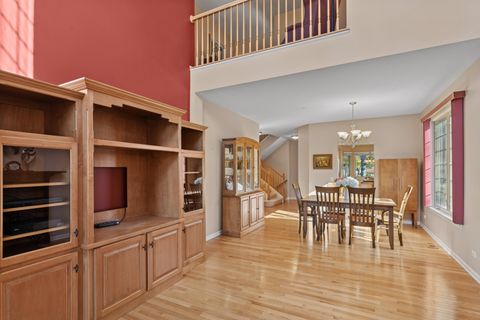 Tiny photo for 706 Owl Creek Lane, Gurnee, IL 60031 (MLS # 12508910)