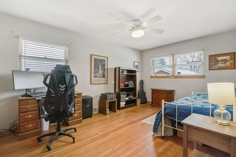 Tiny photo for 10551 Essex Street, Westchester, IL 60154 (MLS # 12542183)