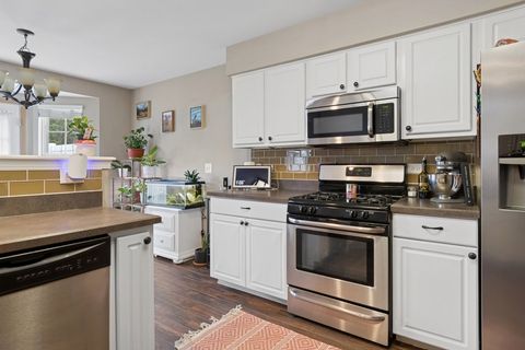 Tiny photo for 22 Rolling Oaks Road #C, Sugar Grove, IL 60554 (MLS # 12519844)