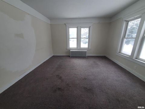 Tiny photo for 2760 12TH Street, Rock Island, IL 61201 (MLS # QC4269851)