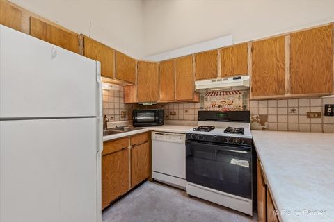 Tiny photo for 206 Troy Lane, Lombard, IL 60148 (MLS # 12465598)