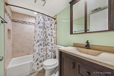 Tiny photo for 206 Troy Lane, Lombard, IL 60148 (MLS # 12465598)