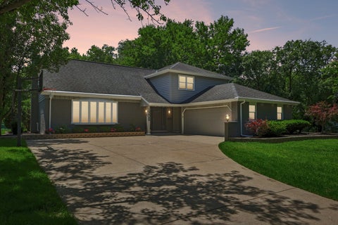 Tiny photo for 1208 Elizabeth Avenue, Naperville, IL 60540 (MLS # 12786163)