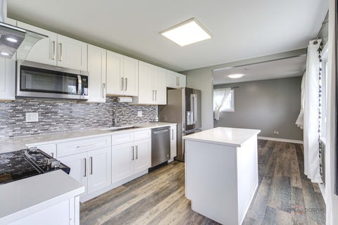 Tiny photo for 5 Wildwood Road, Elk Grove Village, IL 60007 (MLS # 12719775)