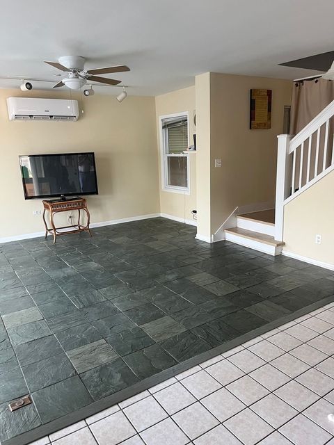 Tiny photo for 1018 E Oak Avenue, La Grange Park, IL 60526 (MLS # 12576947)