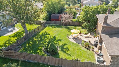 Tiny photo for 2439 N Windsor Drive, Arlington Heights, IL 60004 (MLS # 12558790)