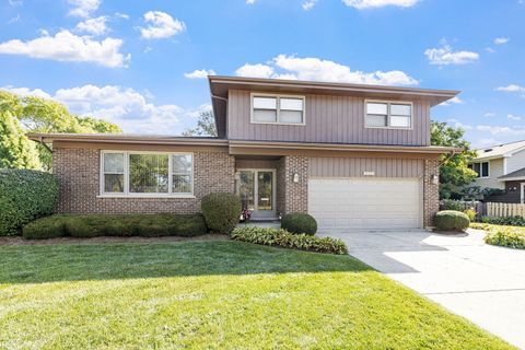 2439 N Windsor Drive Arlington Heights IL 60004