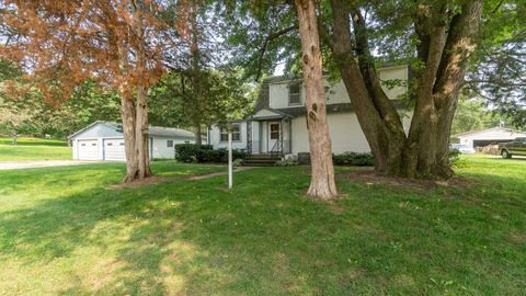 A home in Dixon