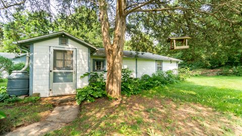 A home in Dixon