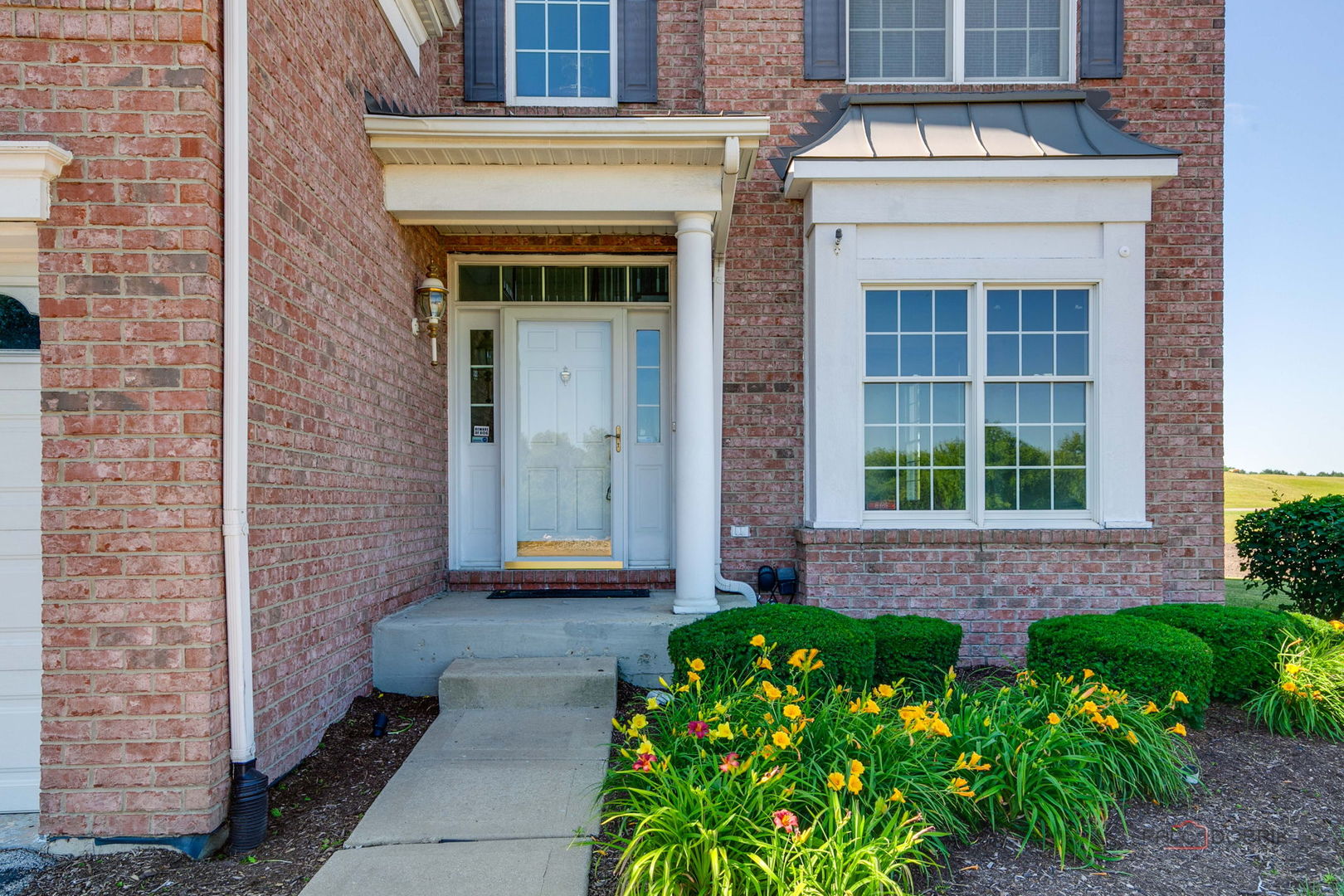 15 Open Parkway N