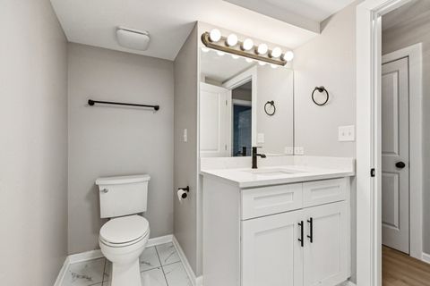 Tiny photo for 21688 W Ravine Drive, Lake Zurich, IL 60047 (MLS # 12539611)