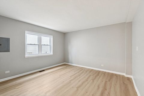 Tiny photo for 21688 W Ravine Drive, Lake Zurich, IL 60047 (MLS # 12539611)