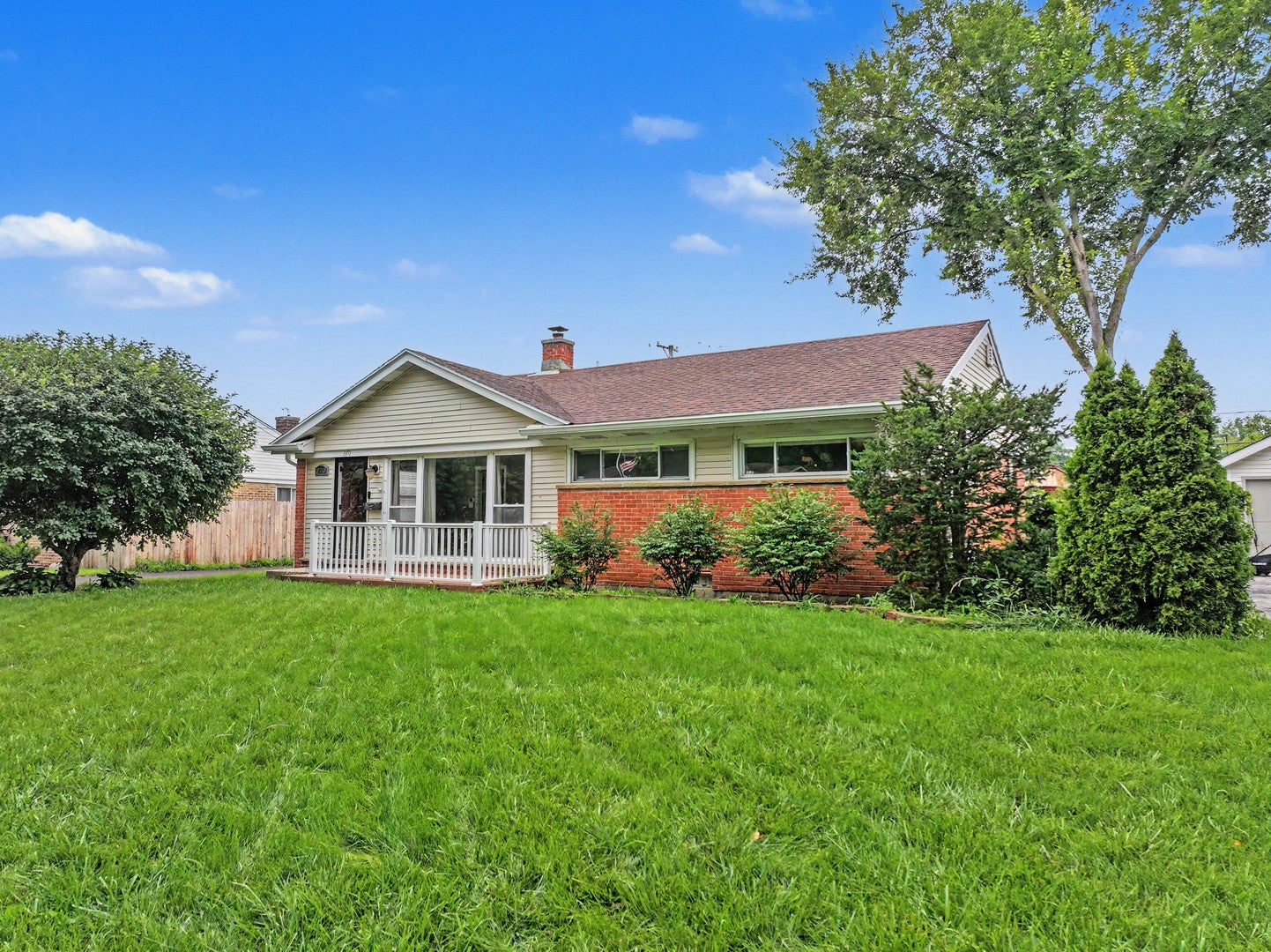 270 N Linden Avenue