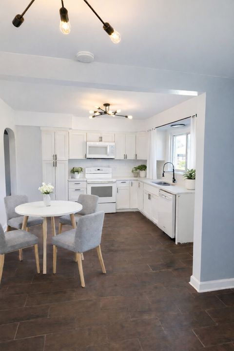 Tiny photo for 527 Gordon Avenue, Calumet City, IL 60409 (MLS # 12604301)