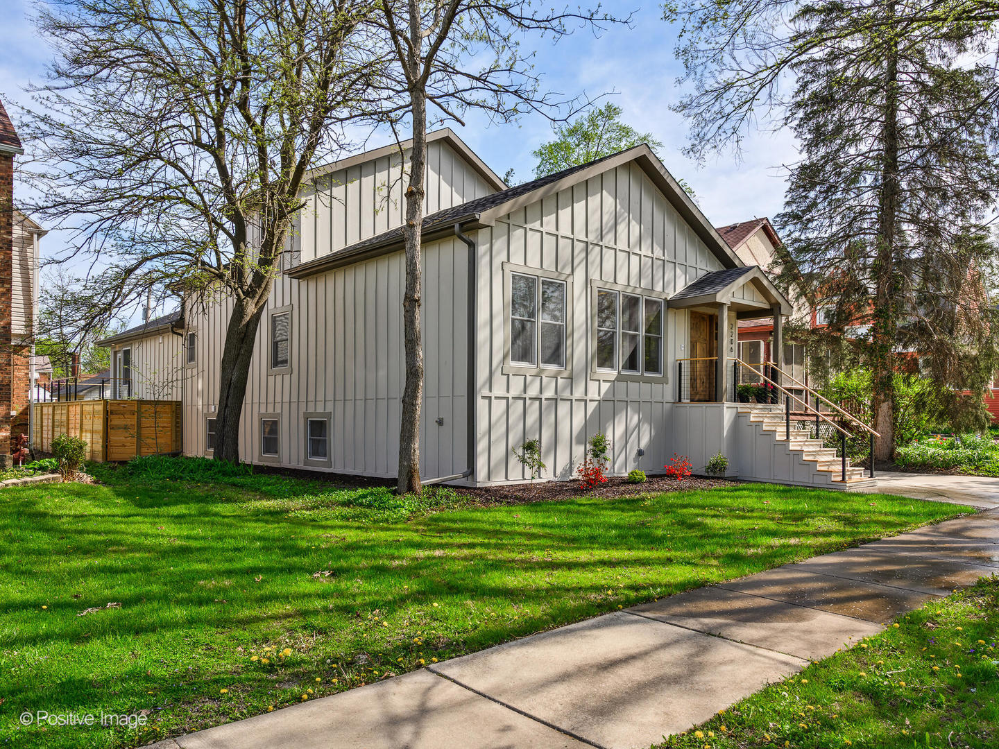 2206 W 107th Place