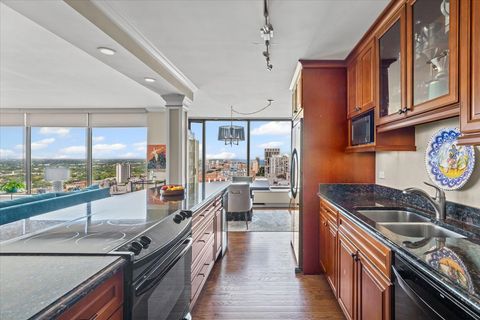 Tiny photo for 5455 N SHERIDAN Road #3115, Chicago, IL 60640 (MLS # 12470057)
