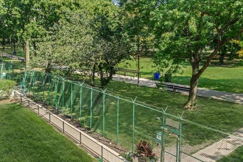 Tiny photo for 5455 N SHERIDAN Road #3115, Chicago, IL 60640 (MLS # 12470057)