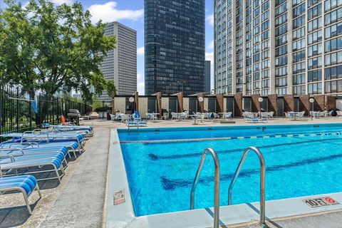 Tiny photo for 5455 N SHERIDAN Road #3115, Chicago, IL 60640 (MLS # 12470057)