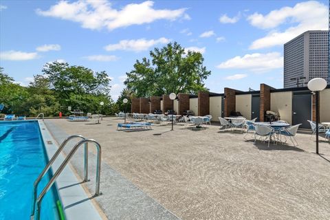 Tiny photo for 5455 N SHERIDAN Road #3115, Chicago, IL 60640 (MLS # 12470057)