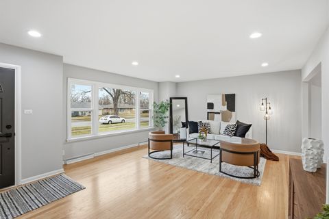 Tiny photo for 15944 School Street, South Holland, IL 60473 (MLS # 12537325)