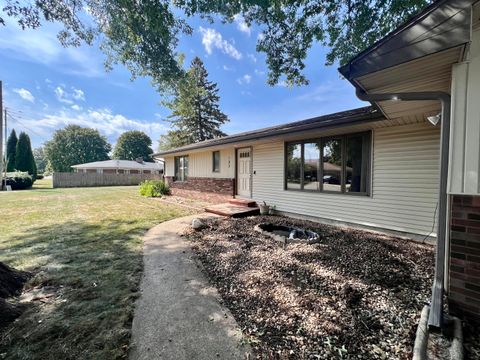 Tiny photo for 103 N Lincoln Street, Thomasboro, IL 61878 (MLS # 12466635)