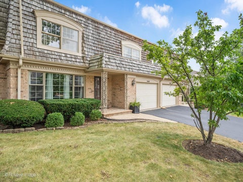 Photo of 2S663 Avenue Normandy East, Oak Brook, IL 60523 (MLS # 12757362)