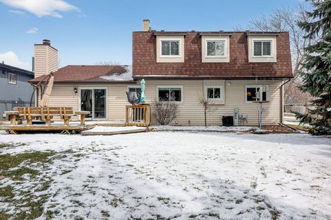 Tiny photo for 1542 Castlewood Drive, Wheaton, IL 60189 (MLS # 12581014)