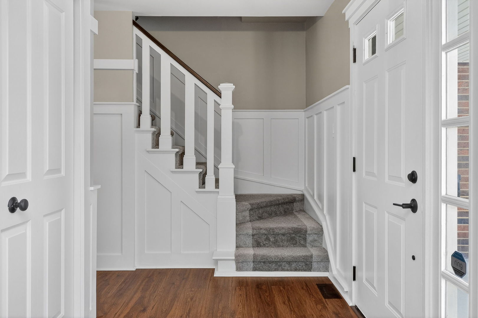 1542 Castlewood Drive