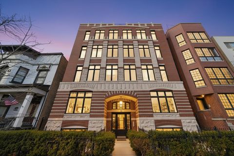 Photo of 540 W Oakdale Avenue #4E, Chicago, IL 60657 (MLS # 12639003)