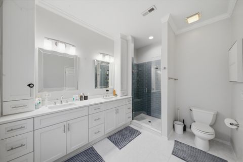 Tiny photo for 540 W Oakdale Avenue #4E, Chicago, IL 60657 (MLS # 12639003)