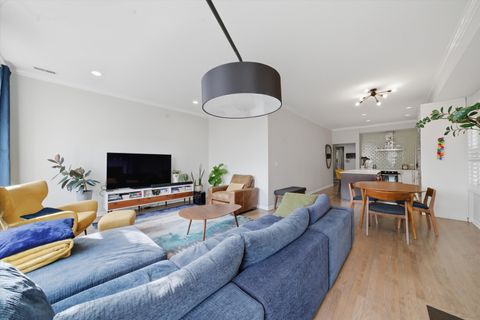 Tiny photo for 540 W Oakdale Avenue #4E, Chicago, IL 60657 (MLS # 12639003)