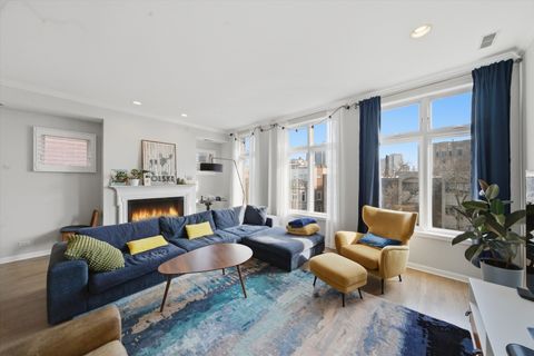 Tiny photo for 540 W Oakdale Avenue #4E, Chicago, IL 60657 (MLS # 12639003)