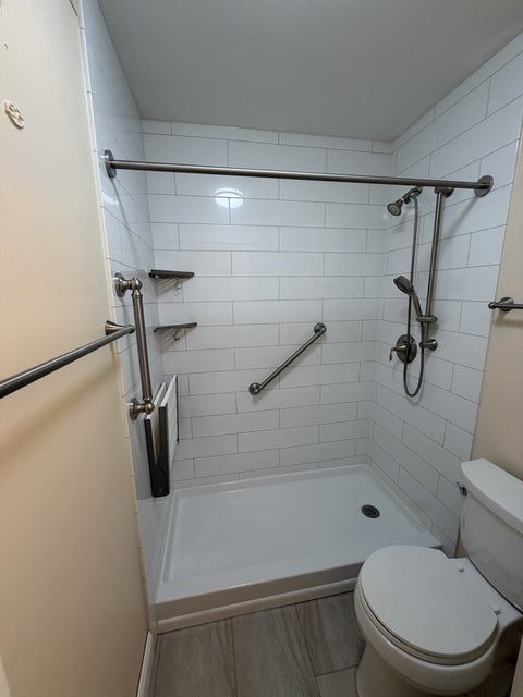 Tiny photo for 33 N Main Street #9F, Lombard, IL 60148 (MLS # 12721331)